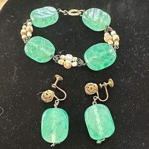 Vintage Czech (Bohemian) Peking glass bracelet / earring set
